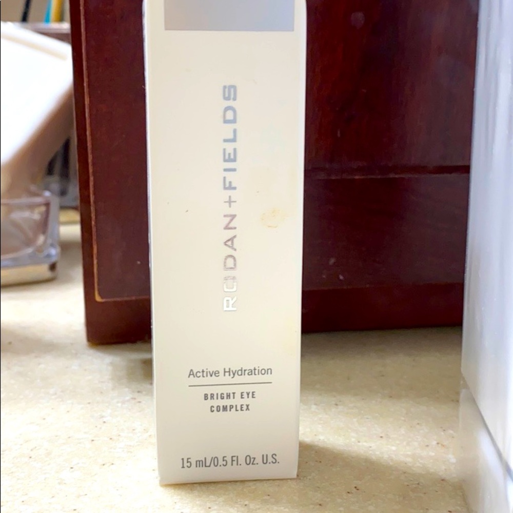 Rodan & Fields Face Serum